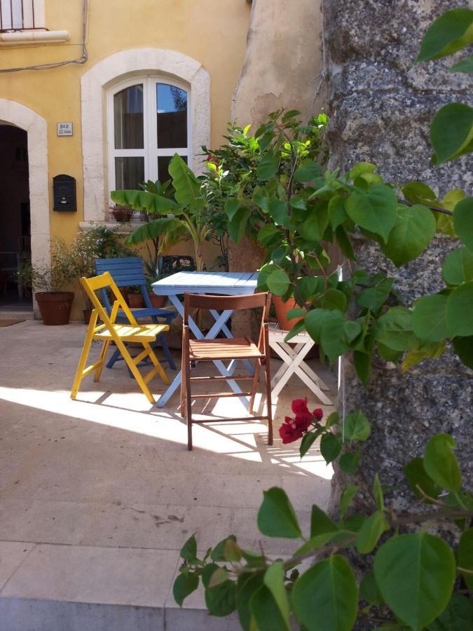 A Naca Villa Ragusa Luaran gambar