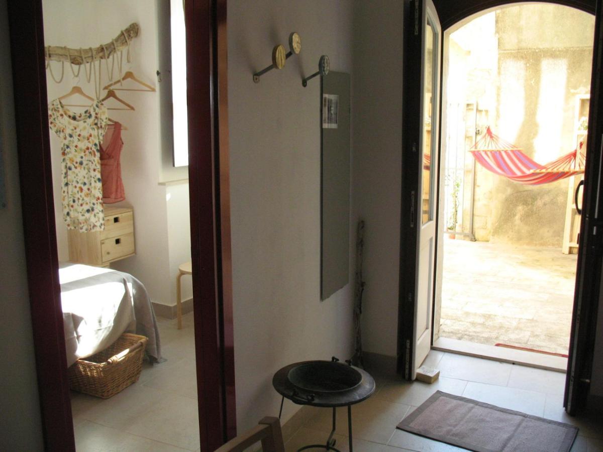 A Naca Villa Ragusa Luaran gambar