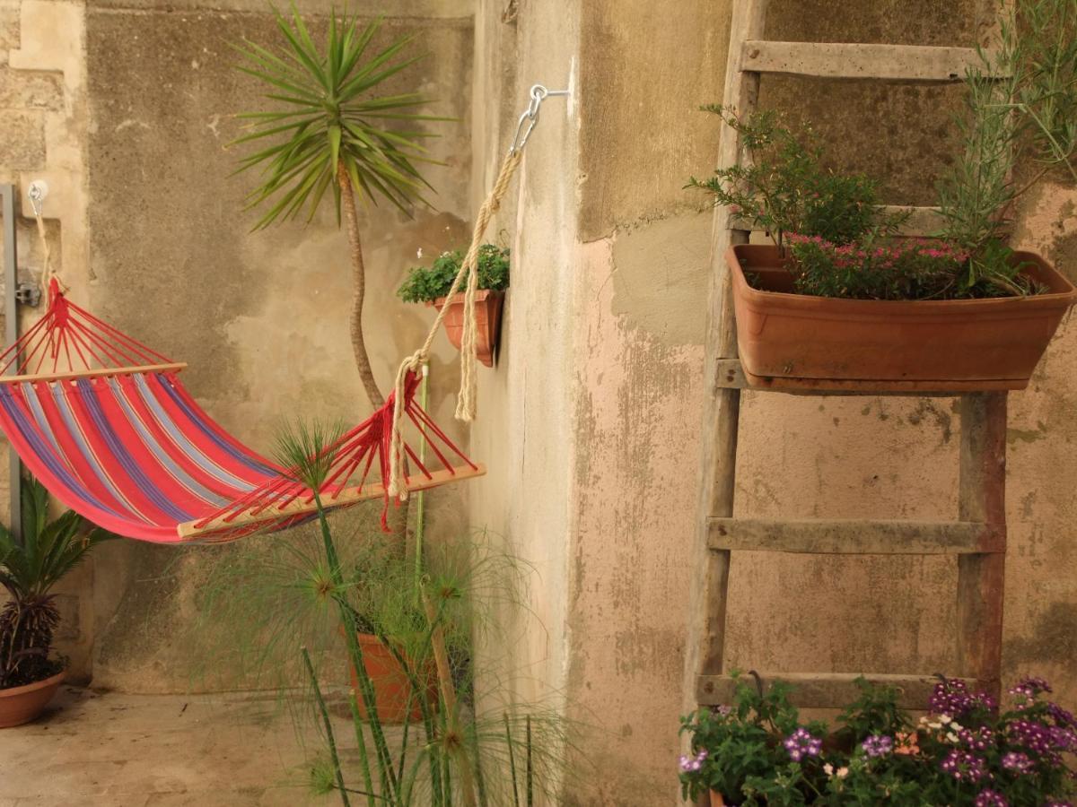 A Naca Villa Ragusa Luaran gambar