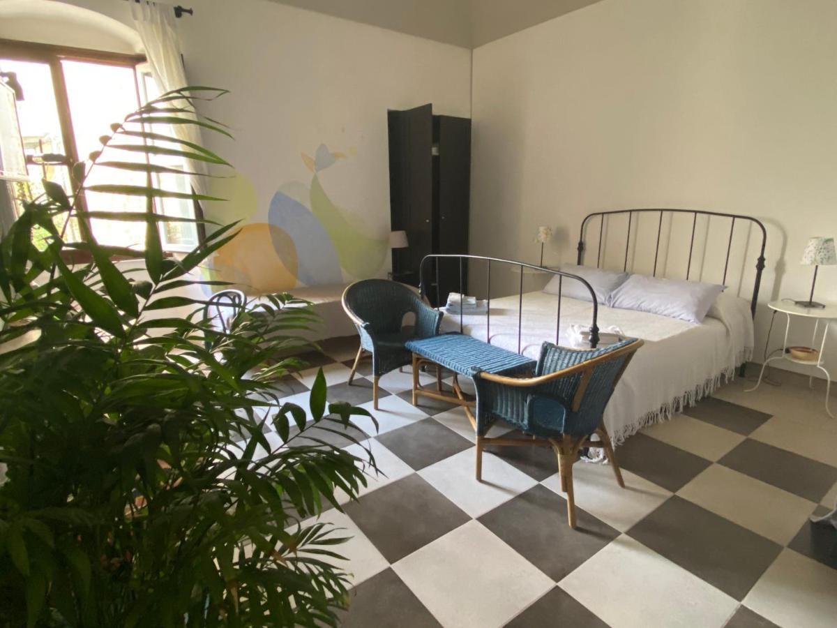 A Naca Villa Ragusa Luaran gambar